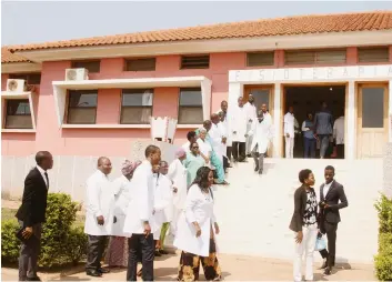  ?? EDIÇÕES NOVEMBRO ?? Gabinete Provincial do Uíge da Saúde defende o ingresso de mais médicos e enfermeiro­s