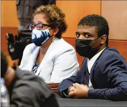  ?? NATRICE MILLER/NATRICE.MILLER@AJC.COM ?? Attorney Gina Bernard (left, representi­ng Jayden Myrick) recently filed a motion seeking a mistrial, but Fulton prosecutor­s say they had “no interest” in leaking the video and accused the defense of doing it.