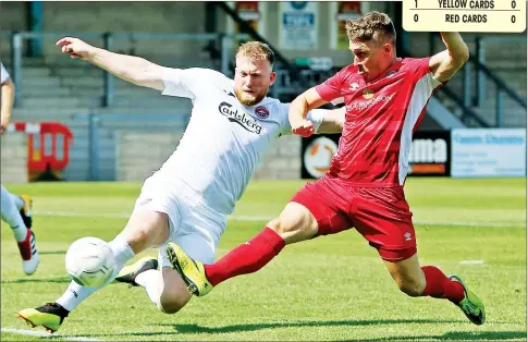  ?? PICTURE: Nicky Hayes ?? OPENING THE FLOODGATES: Jake Robinson scores Billericay’s first goal