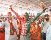  ?? ‘Parivartan Patra’ PTI ?? Poll frenzy: Bharatiya Janata Party supporters attend Prime Minister Narendra Modi’s public meeting in Rishikesh on Thursday.