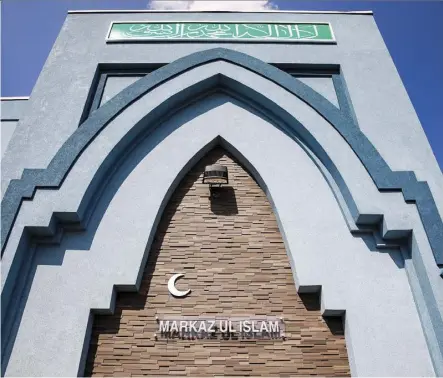  ?? CodIe MClaChlan ?? The Markaz Ul Islam mosque recently received a hateful letter featuring the United Conservati­ve Party logo. UCP leader Jason Kenney has condemned the letter, calling its writer an “ignorant fool.”
