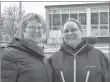  ?? COLIN CHISHOLM ?? Geraldine Bouchie, left, and Sis Gordon, residents of Windsor, both said they thought Kings-Hants MP Scott Brison was great at interactin­g with the public.