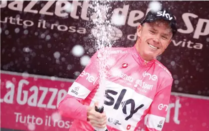  ?? LUK BENIES
FOTO: LEHTIKUVA/ ?? Chris Froome gör historia då han vinner Giro d’Italia.