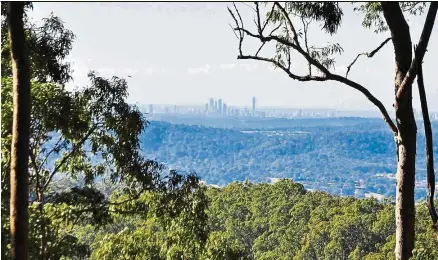  ?? — Photos: Southern Cross 4WD Tours ?? Tamborine Mountain offers a sweeping view of the Gold Coast hinterland.