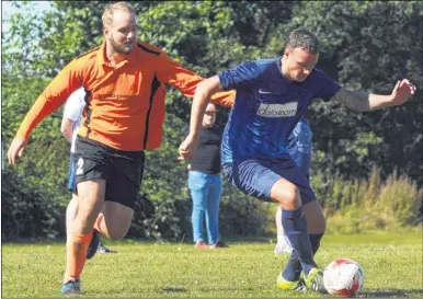  ?? Picture: Wayne McCabe FM4499406 Buy this picture from kentonline.co.uk ?? Larkfield Green and Star United served up five goals, with Green edging the Premier Division match 3-2