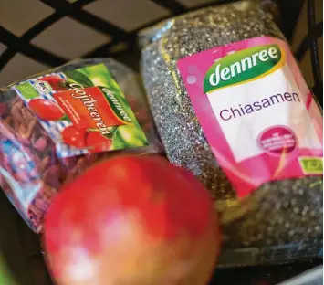  ?? Foto: dpa ?? Gesundmach­er oder Marketingt­rick? Angebliche „Superfoods“wie Chia‰Samen sind immer beliebter.