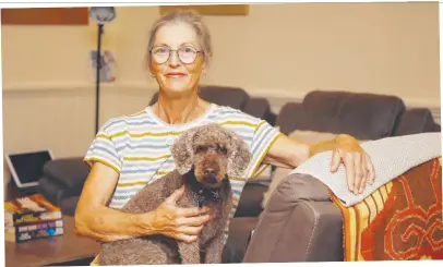  ?? ?? Paula Bollington was briefly exposed to asbestos 40 years ago. She has now been diagnosed with the killer disease mesothelio­ma. She is urging others not to suffer the same fate. Picture: Tertius Pickard
