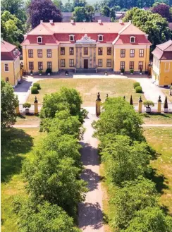  ?? Foto: dpa/Jan Woitas ?? Heute ein Museum: Schloss Mosigkau in Sachsen-Anhalt