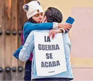  ?? AFP ?? Las personas poco satisfecha­s con su vida sexual subieron del 22% al 43% en pandemia.