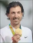  ??  ?? Fabian Cancellara
35 anys. 2001-2016 Guanyador a Sanremo, Roubaix i Flandes. 8 etapes del Tour. Campió mundial i olímpic de
contrarell­otge