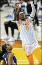  ?? STEPHEN SPILLMAN/ASSOCIATED PRESS ?? Tennessee wing Rennia Davis goes to the basket against Middle Tennessee State during a women’s NCAA Tournament game in Austin, Texas.