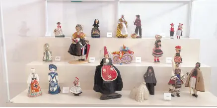  ?? ?? l Más de 180 muñecas de diversas partes del mundo forman parte de la exposición “Mundo de Muñecas” en el Centro Cultural Casa Muñoz de Cócorit.