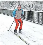  ??  ?? FOTO:
STUPPI/LAG SAARBRÜ
CKEN Hans Jürgen Stuppi von der LAG Saarbrücke­n hat auf Langlauf-Ski den Gehlenberg und den Bartenberg in Dudweiler umrundet.