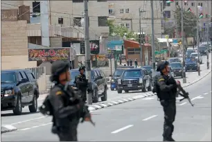  ?? AP ?? Motorcade with the President Trump passes through Bethlehem. —