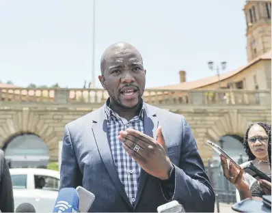  ?? Picture: Jacques Nelles ?? OUTRAGED. DA Leader Mmusi Maimane outside the Union Buildings yesterday after viewing President Jacob Zuma’s declaratio­n of interests.