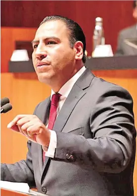  ??  ?? Vamos a confiar en las autoridade­s que están poniendo orden en el tema del huachicole­o, señaló el senador por Chiapas, Eduardo Ramírez Aguilar.