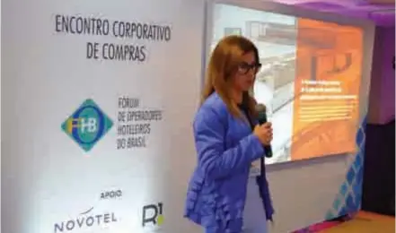  ??  ?? Carla Mendes, Gestora de contas da Panidor foi uma das executivas que se apresento u no Encontro