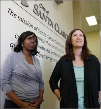  ??  ?? Recreation Coordinato­r Glena Kristensen, left, and Community Services Administra­tor Hope Horner watch the crowd at the Canyon Country Community Center on Monday.