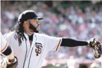  ??  ?? Arrancada. Johnny Cueto ha iniciado este año como en sus mejores tiempos y es la mejor para un Gigantes luego de cuatro aperturas.