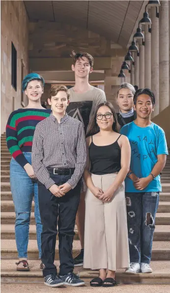  ?? Picture: JERAD WILLIAMS ?? Members of Bond University's LGBTQI group, (clockwise from left) Nicola Cain, Shaun McKay, Nancy Cao, Neil Delos Reyes, Renee Shike and Charlotte Wilson.