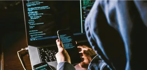  ?? FOTO: ISTOCK ?? Hacker haben das Arbeiten im Homeoffice als Schwachste­lle ausgemacht – und schlagen in der Corona-Krise vermehrt zu.