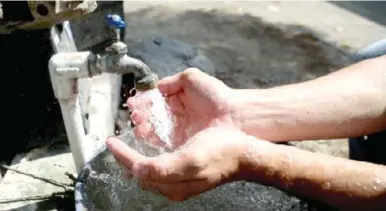  ?? ?? PROTECCIÓN. El agua, esencia de la naturaleza, merece nuestro cuidado y respeto constante.