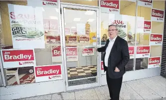  ?? BOB TYMCZYSZYN THE ST. CATHARINES STANDARD ?? Incumbent MPP Jim Bradley arrives at his campaign office Thursday.