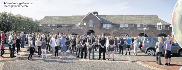  ??  ?? Hundreds gathered at the vigil in Tarleton