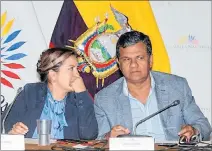  ?? RENÉ FRAGA / EXPRESO ?? Proceso. Johanna Cedeño y Eliseo Azuero presiden la mesa legislativ­a.