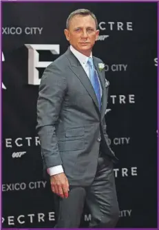  ??  ?? Daniel Craig se retracta de no volver a interpreta­r a James Bond. La nueva cinta se estrenará en 2019