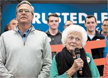  ?? JACQUELYN MARTIN/AP ?? Barbara Bush introduces her son, Jeb Bush at a Derry, N.H., town hall on Thursday, two days before the next GOP debate.