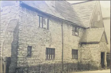  ??  ?? The Beveridge House in Barrow-upon-Soar, pictured by the Echo in the 1930s