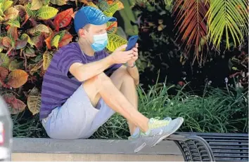  ?? CARLINE JEAN/SOUTH FLORIDA SUN SENTINEL ?? Robert Skaggs, of Coral Springs, sits in front of Whole Foods Market at University Commons Monday in Boca Raton.