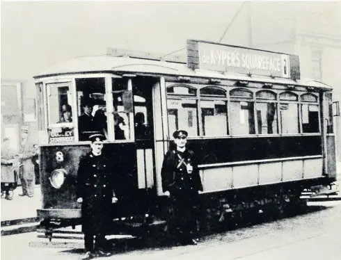  ??  ?? The last tram to run the Stourbridg­e to Dudley route, pictured in 1930