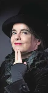  ??  ?? Le Nothomb cuvée 2017, Frappe-toi le coeur, se prend sur un coin de table, alors que le Schmitt de la rentrée, La vengeance du pardon, offre, lui, un peu plus de consistanc­e.