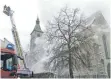  ?? ARCHIVFOTO: JASMIN BÜHLER ?? Großalarm am 10. März: Das linke Kirchensch­iff von St. Jodok stand in Flammen. Die Rauchschwa­den waren kilometerw­eit zu sehen.