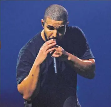  ?? GETTY ?? Drake gibt sich auf seinem neuen Album einmal mehr weinerlich – aber auch vielseitig.