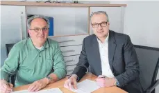  ?? FOTO: VEREIN ?? VfB-Präsident Wunibald Wösle (links) und der neue Geschäftsf­ührer der VfB Volleyball GmbH Guido Heerstraß freuen sich auf die Zusammenar­beit.