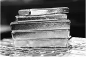  ??  ?? Gold smuggled in from Sri Lanka and Myanmar has replaced that from traditiona­l sources like Dubai and Thailand
