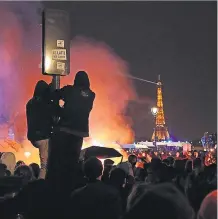  ?? EFE ?? Protestas contra la reforma de las pensiones en París