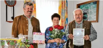 ?? Foto: Werner Glogger ?? Josef und Finni Mussack aus Waltenhaus­en feierten am Muttertag ihr 50 jähriges Ehejubiläu­m.