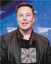  ?? BRITTA PEDERSEN AGENCE FRANCE-PRESSE ?? Le milliardai­re Elon Musk est devenu début janvier l’homme le plus riche du monde sur papier grâce à la flambée boursière de Tesla.