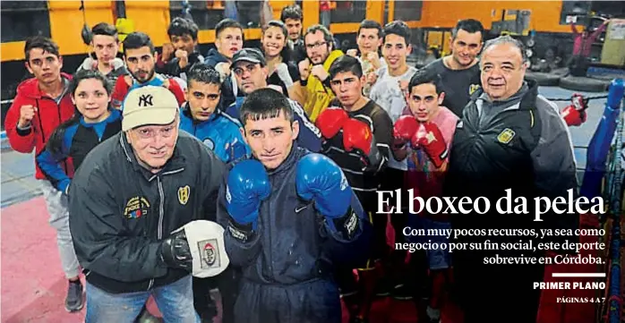  ?? (NICOLÁS BRAVO) ?? Luchadores. En el club Argüello Juniors, “el Maestro” Olivero entrena a numerosos jóvenes. Entre ellos, al “Risa” Franco, una joven promesa que trabaja en un cortadero.