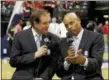  ?? DARRON CUMMINGS — ASSOCIATED PRESS ?? CBS Sports’ Clark Kellogg, right, and Jim Nantz at the 2010 Final Four in Indianapol­is.