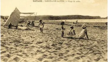  ?? Collection de Jean-Yves Chatellier. ?? La plage de Sables d’Or, au siècle dernier.