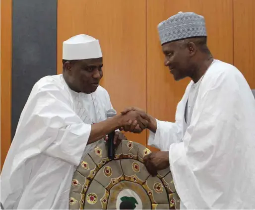  ??  ?? Sokoto State governor, Alhaji Aminu Tambuwal and President of Dangote Foundation, Alhaji Aliko Dangote, during the signing of an MoU between Gates and six Northern states on the eradicatio­n of polio held at the Government House. Sokoto