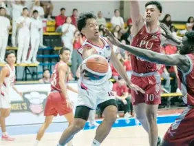  ?? PHOTOGRAPH COURTESY OF UCAL ?? DANIEL Marcelo is credited for knocking down the clutch baskets that lifted CEU to a 71-64 win over LPU-Batangas in the semifinals of the UCAL-PG Flex Linoleum Season 6 on Thursday at the Paco Arena.