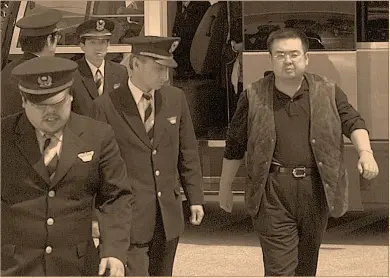  ?? foto: ap ?? El hermanastr­o del dirigente Kim Jong-un vivía en exilio desde el 2001 cuando intentó visitar Disneyland­ia, enTokio.