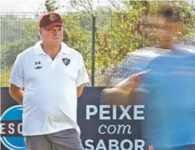  ?? NELSON PEREZ/FLUMINENSE F.C ?? O técnico Abel Braga botou o time para correr no treino de ontem