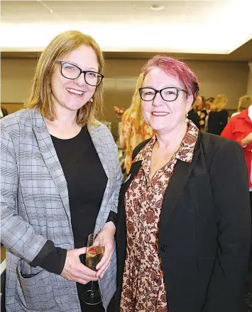  ?? Page 34 WARRAGUL AND DROUIN GAZETTE June 28 2022 ?? Former Baw Baw Shire councillor Mikaela Power catches up with Cr Annemarie McCabe at the women in business event.